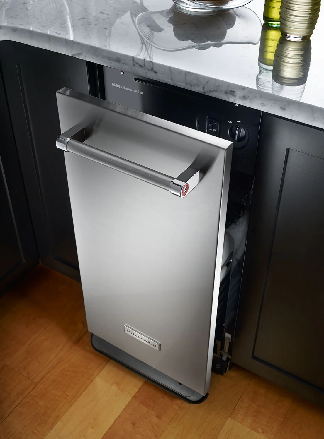 KitchenAid 1.4 Cu. Ft. Built-In Trash Compactor - Stainless Steel - Image 3